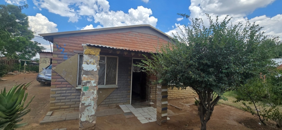 2 Bedroom Property for Sale in Bloemside 4 Free State